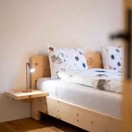 Chasa Punt Apartament *